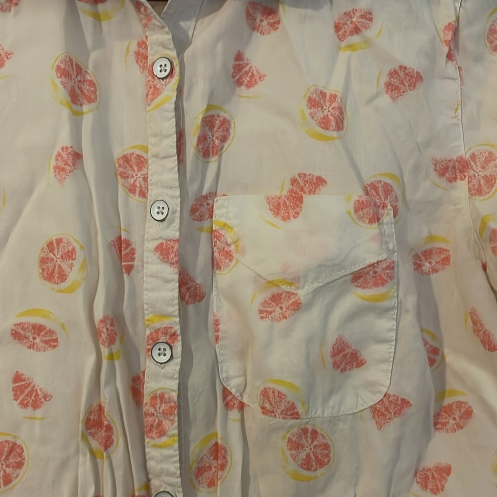 Maurice’s Grapefruit patterned white button up shirt - Picture 2 of 4